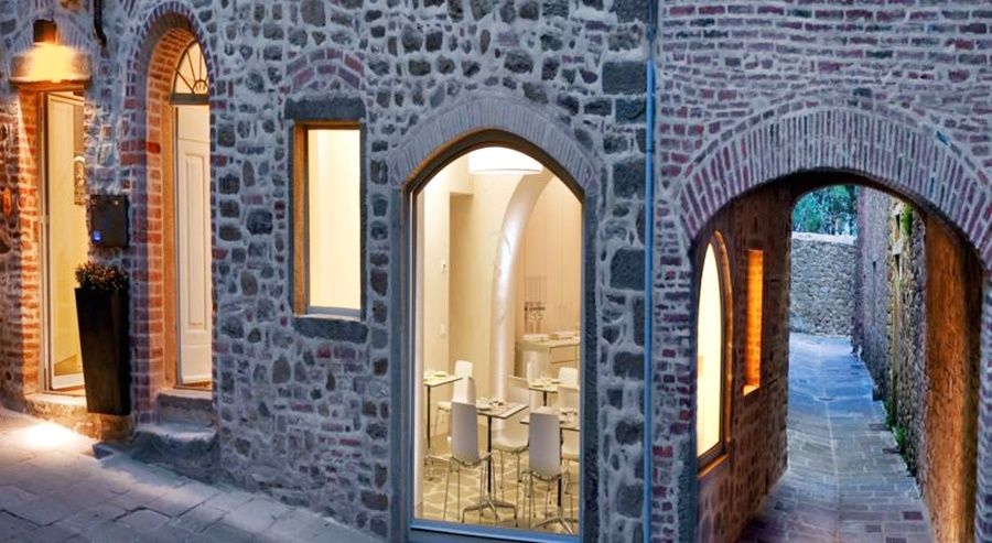 チヴィテッラ・イン・ヴァル・ディ・キアーナ Fondaco Del Moro Bed & Breakfast エクステリア 写真